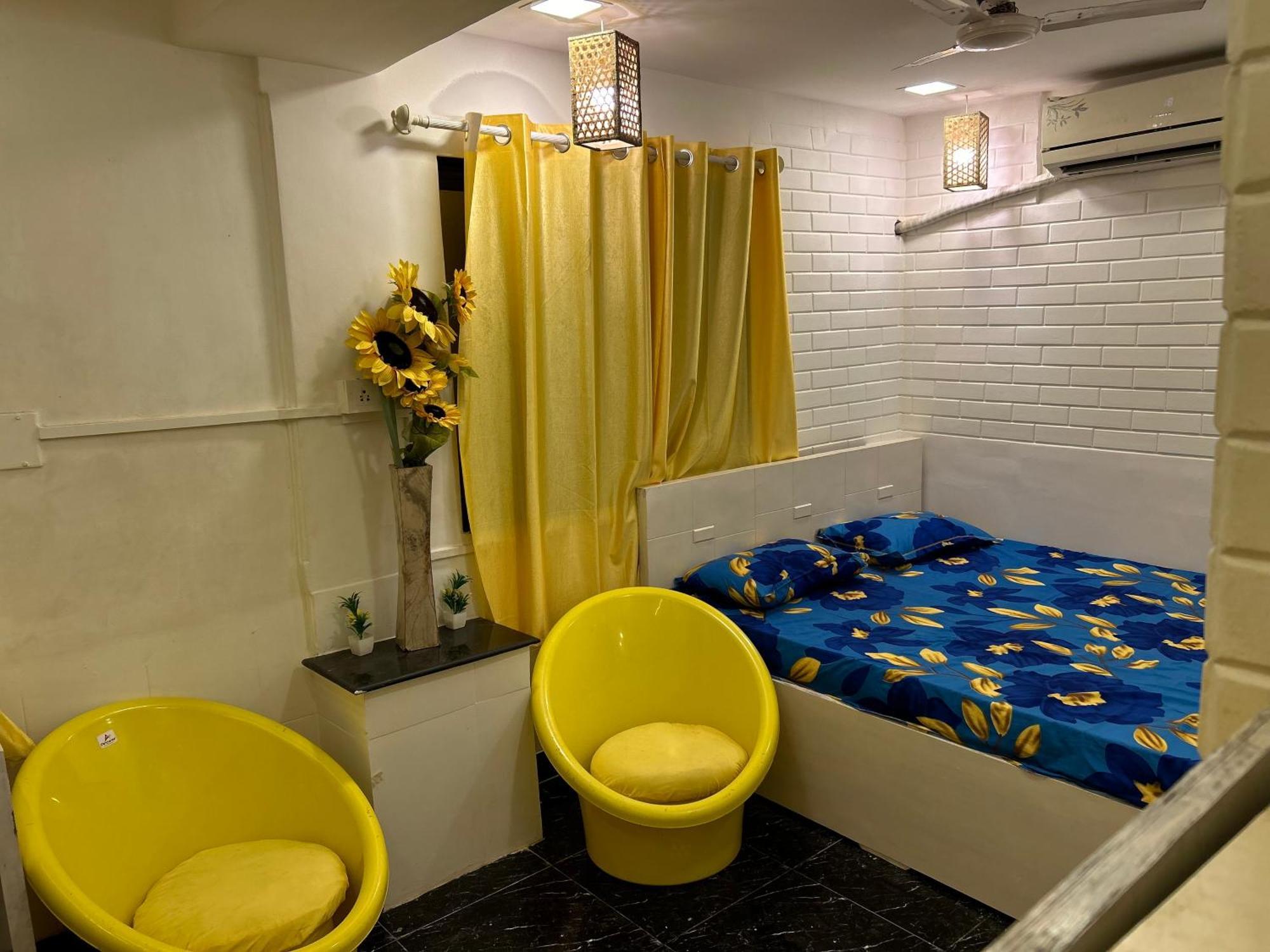 Lemon Room Mumbai Exterior photo